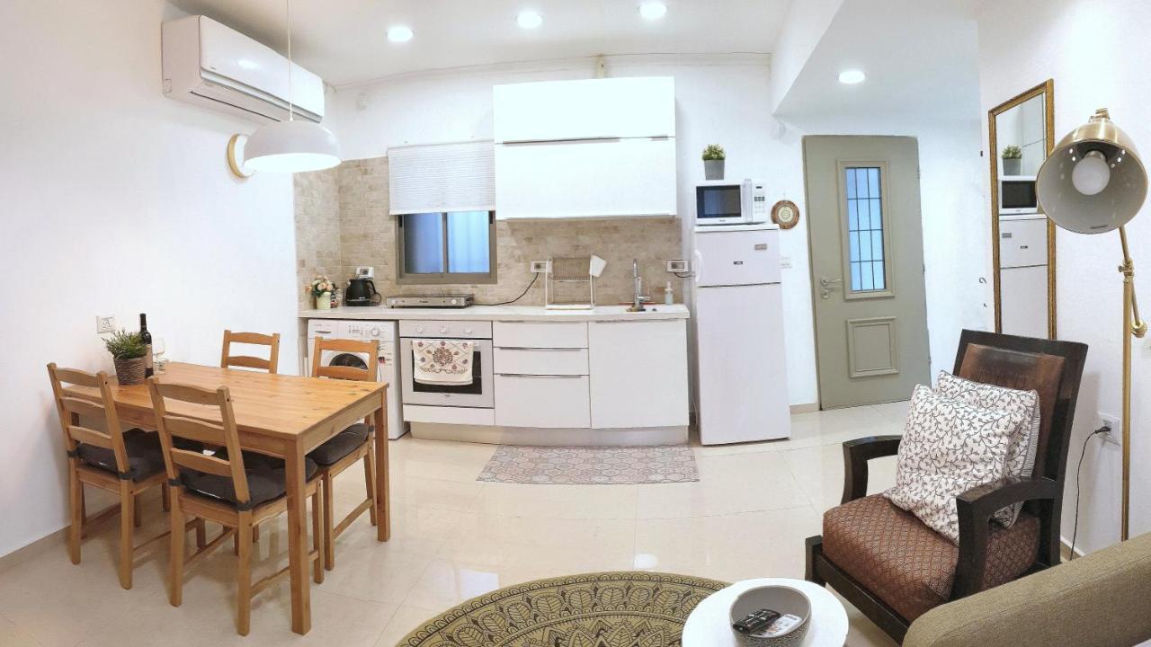 Modern Home In The Heart Of Nachlaot Jerusalem Exteriör bild