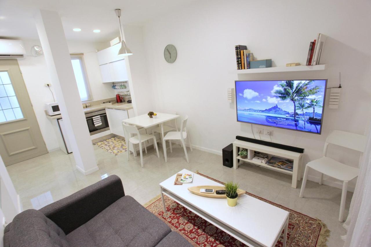 Modern Home In The Heart Of Nachlaot Jerusalem Exteriör bild